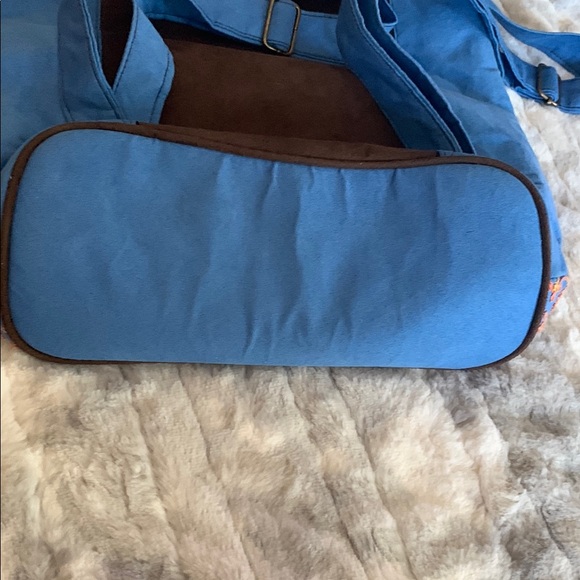 Beautiful Embroidered Backpack 🔻 - Picture 5 of 7